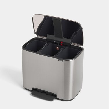 Мусорный бак с педалью 3х11 л стальной матовый трехсекционный Pedal Bin Bo Brabantia