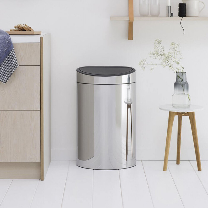 Мусорный бак 40 л глянцевая сталь Touch Bin Brabantia