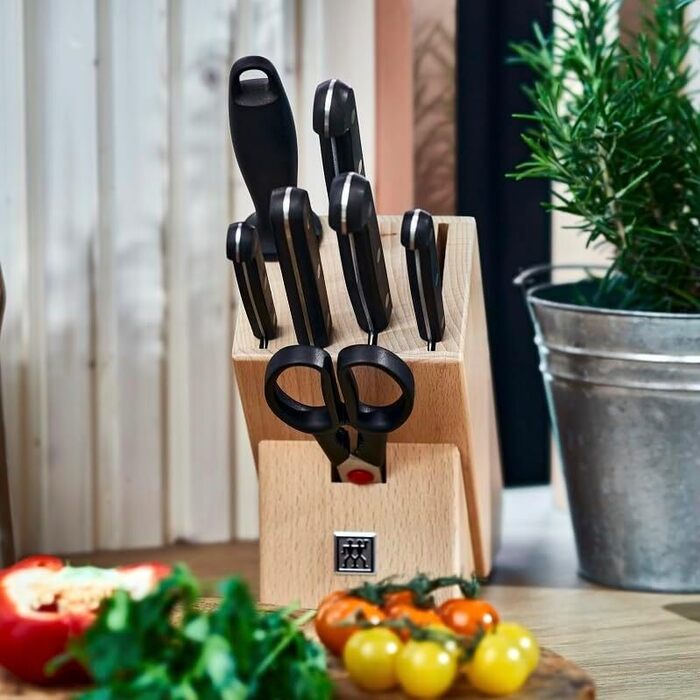 Набор ножей с подставкой 9 предметов Gourmet Zwilling