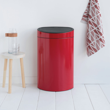 Мусорный бак 40 л красный Touch Bin Brabantia